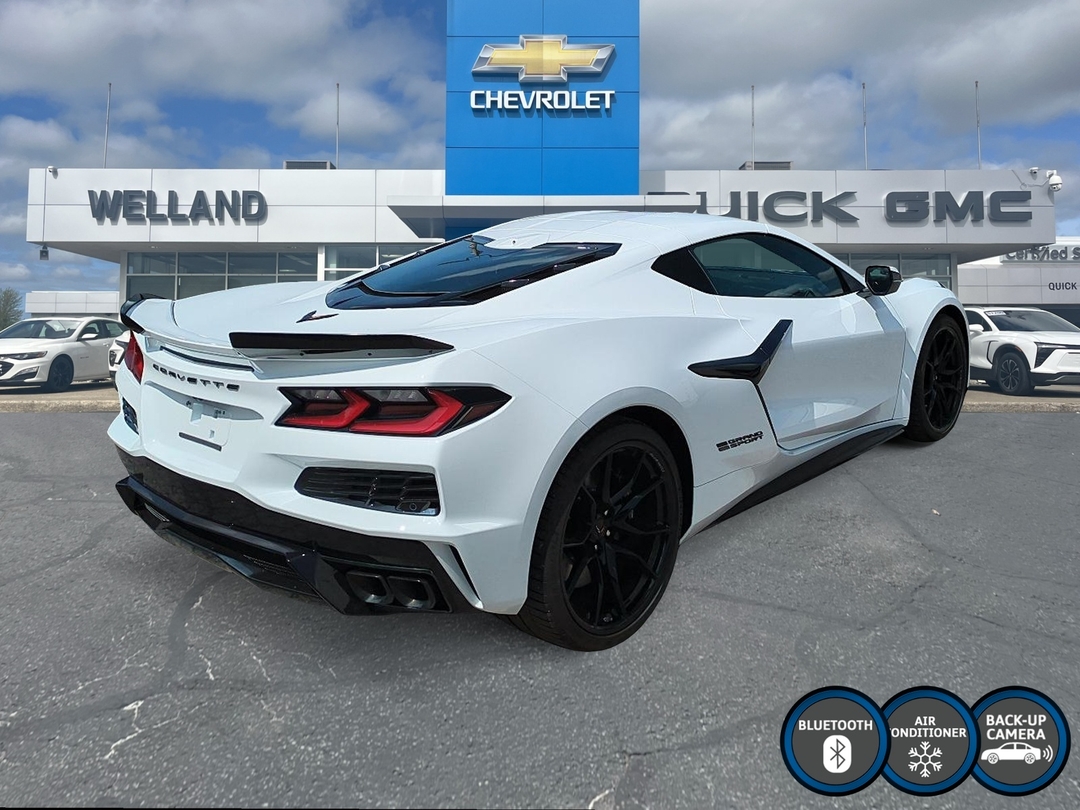 2027 Chevrolet Corvette 2LT photo 5
