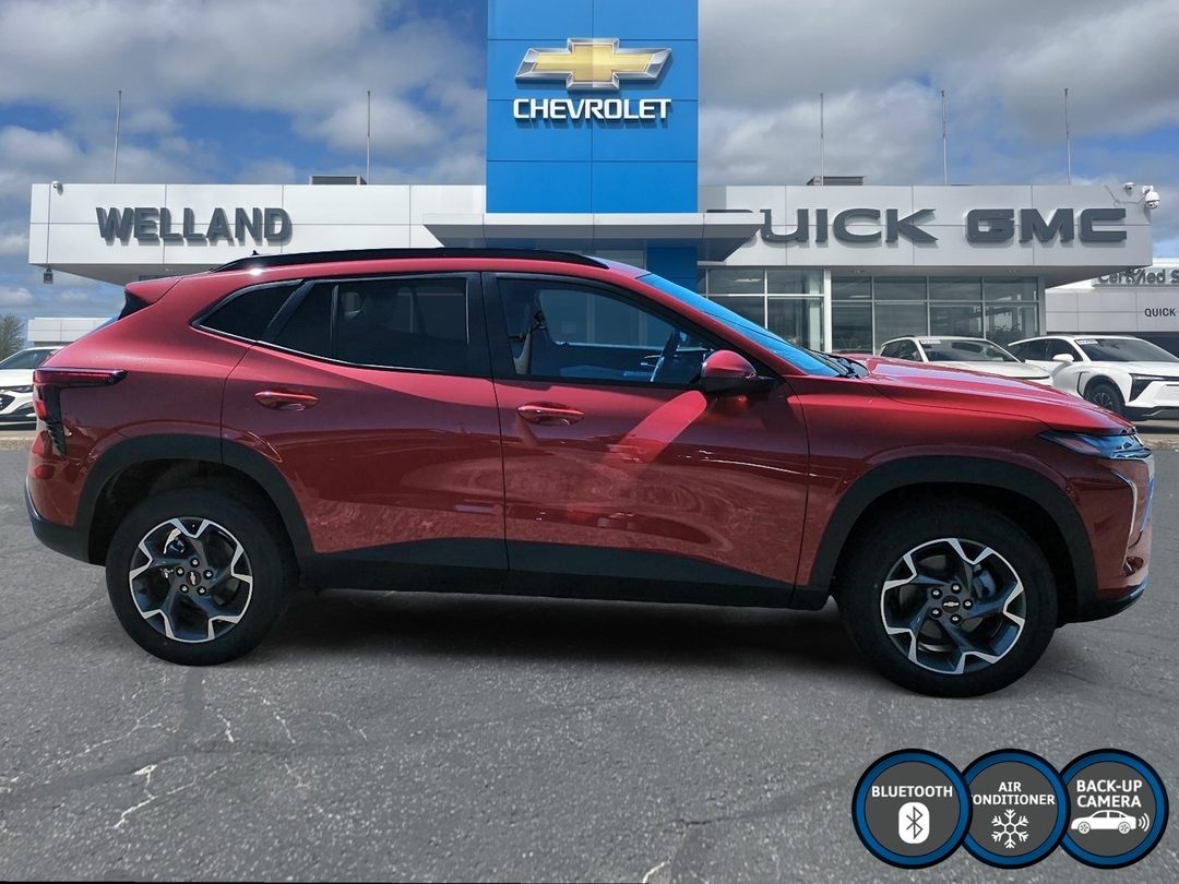 2026 Chevrolet Trax LT photo 4