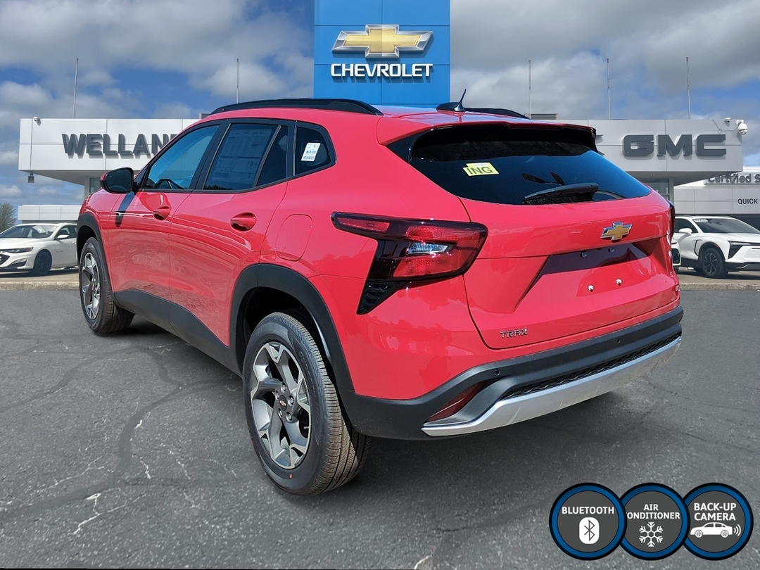 2026 Chevrolet Trax LT photo 7