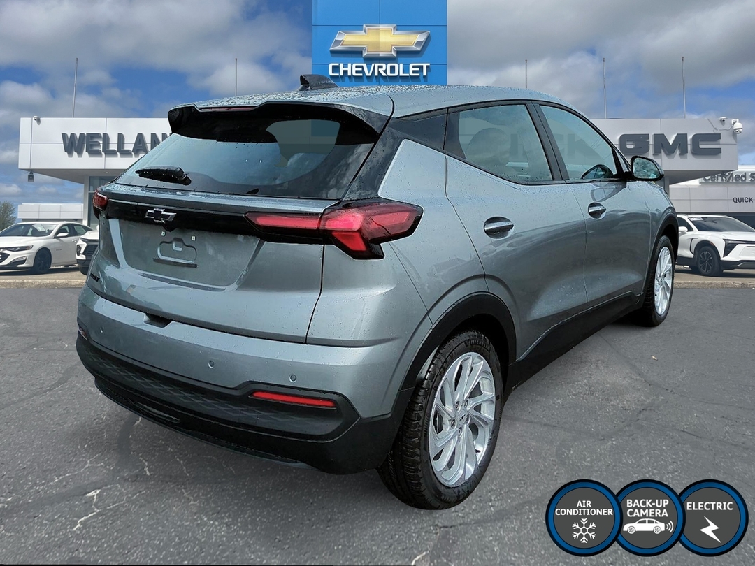 2027 Chevrolet Bolt LT photo 5