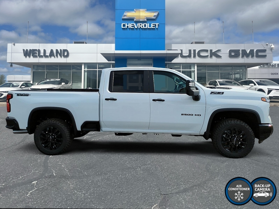 2026 Chevrolet Silverado 2500HD LT photo 4