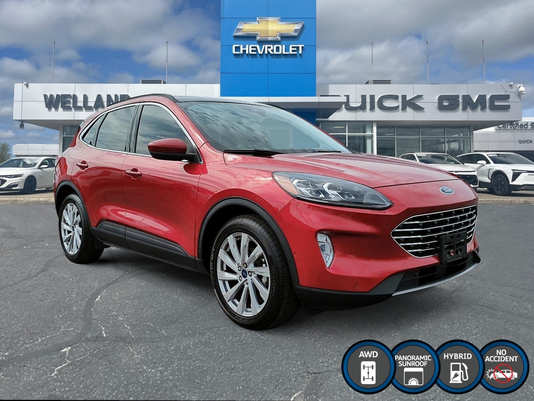 2021 Ford Escape Hybrid Titanium photo 3
