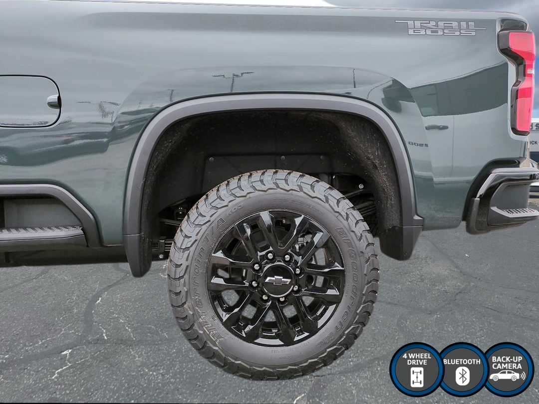 2026 Chevrolet Silverado 2500HD LT photo 8