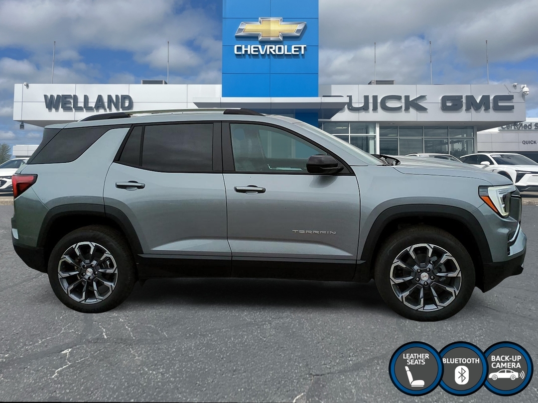 2027 GMC Terrain AWD Elevation photo 4