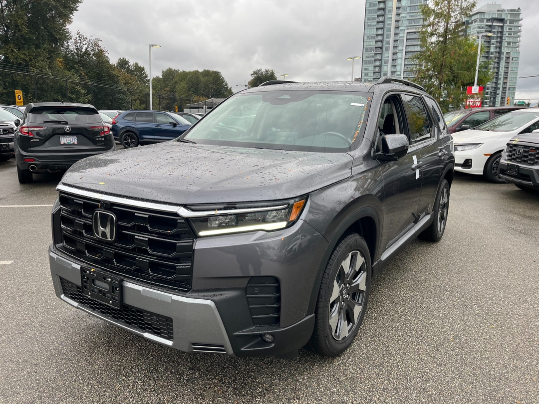 Gray (Modern Steel Metallic) 2026 Honda Pilot SUV / Crossover All-Wheel Drive