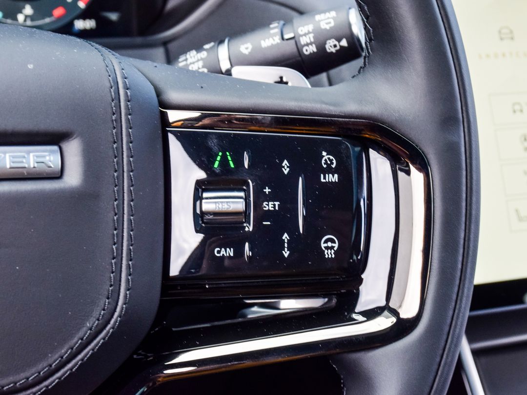2025 Land Rover Range Rover Velar P340 Dynamic SE, Toronto, Cash