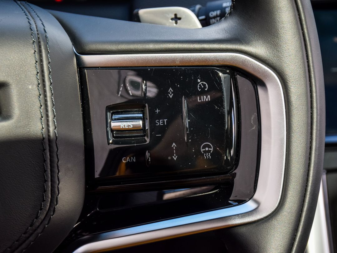 2023 Land Rover Discovery Sport R-Dynamic SE, Toronto, Cash
