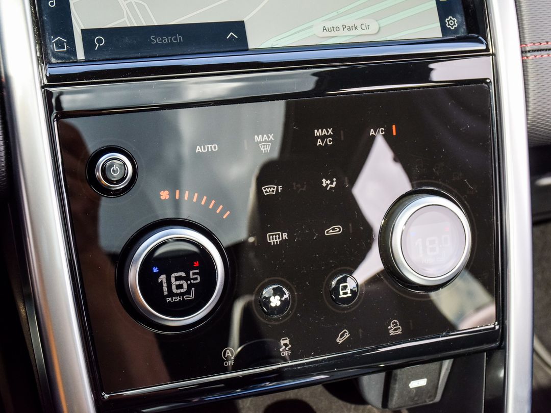2023 Land Rover Discovery Sport R-Dynamic SE, Toronto, Cash
