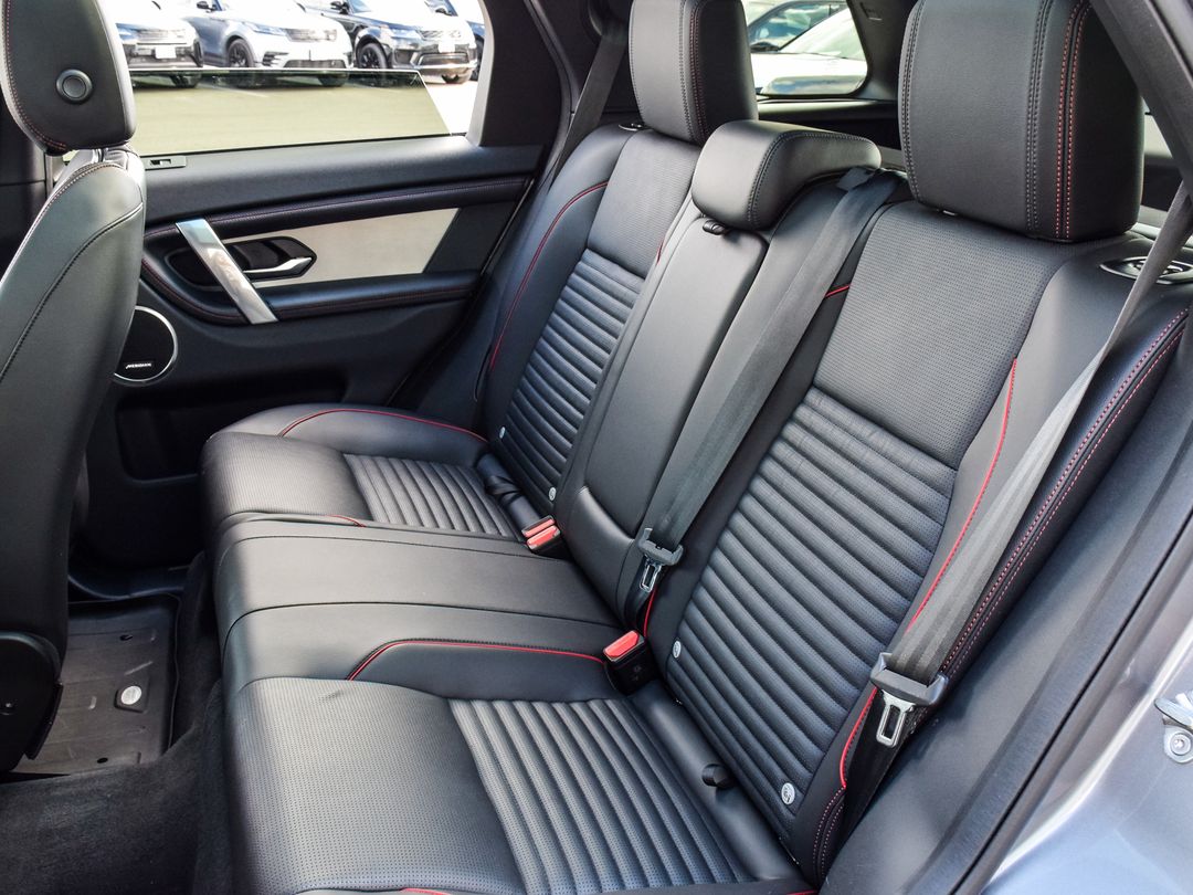 2023 Land Rover Discovery Sport R-Dynamic SE, Toronto, Cash