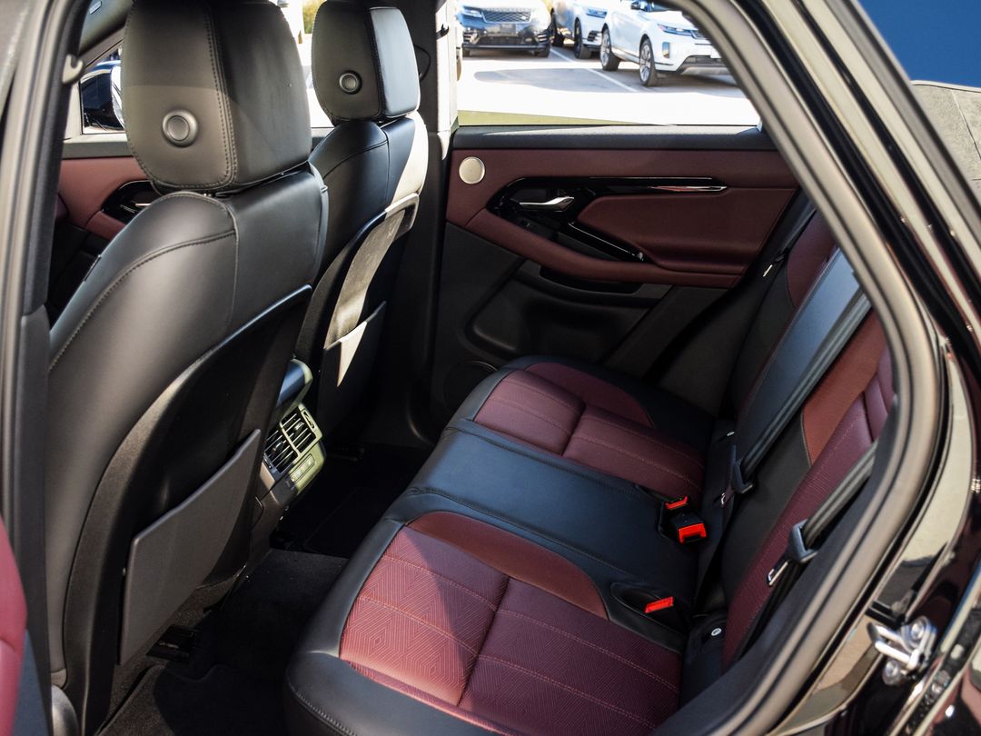 2025 Land Rover Range Rover Evoque P250 Dynamic HSE, Toronto, Cash