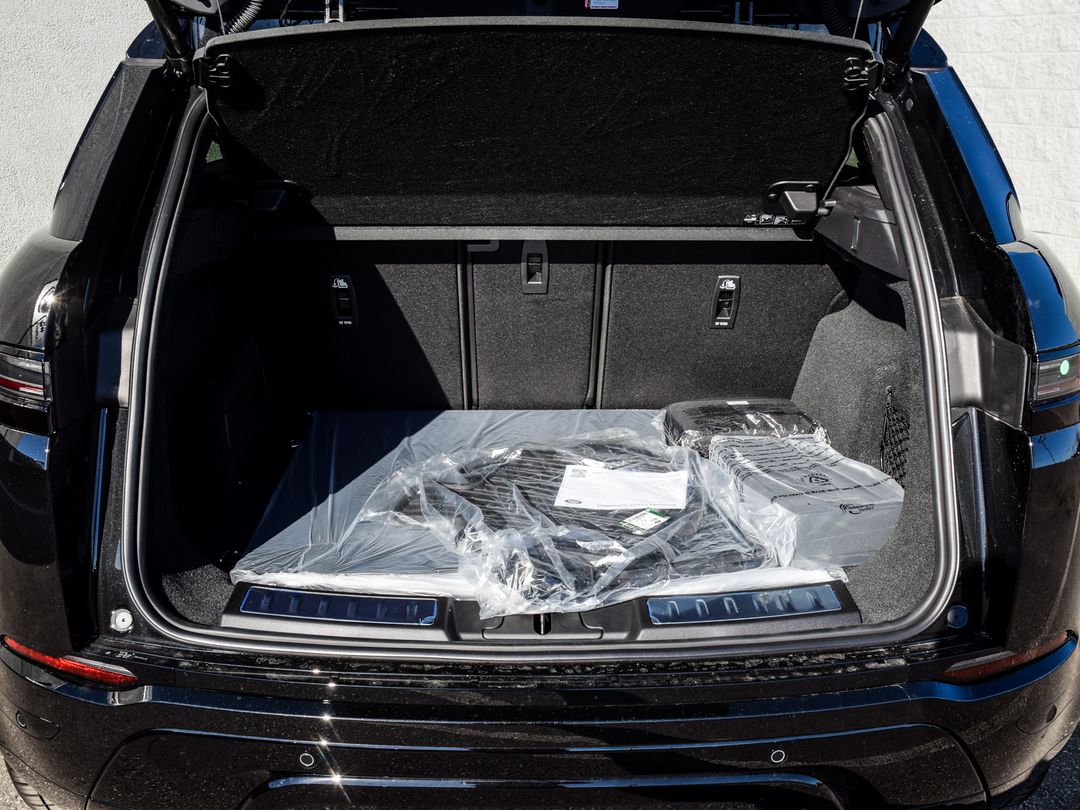2025 Land Rover Range Rover Evoque P250 Dynamic HSE, Toronto, Cash