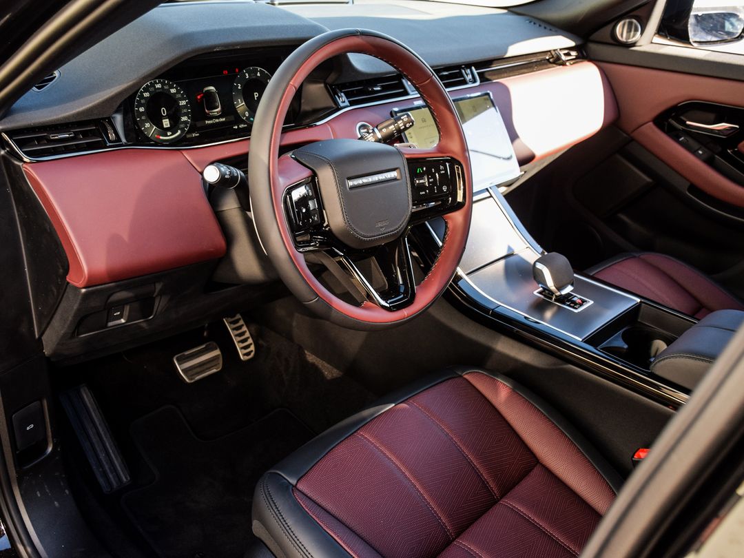 2025 Land Rover Range Rover Evoque P250 Dynamic HSE, Toronto, Cash