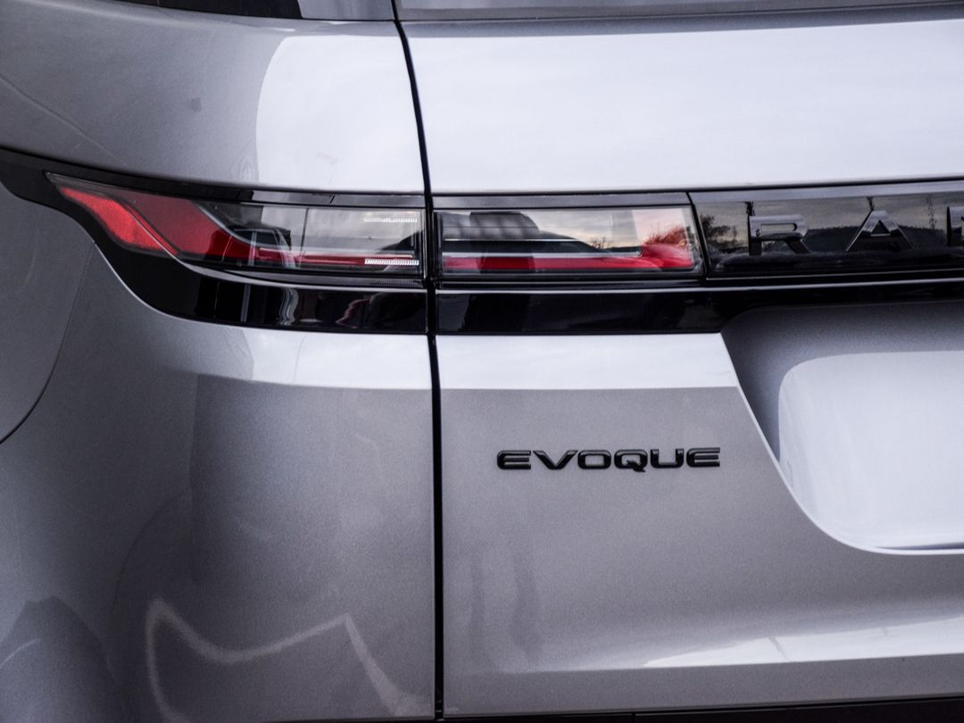2025 Land Rover Range Rover Evoque P250 Dynamic SE, Toronto, Cash