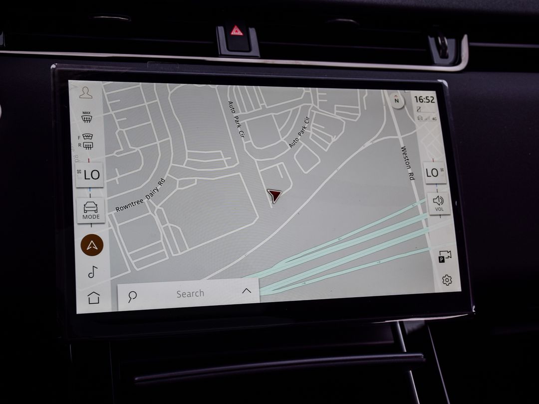 2025 Land Rover Range Rover Evoque P250 Dynamic SE, Toronto, Cash