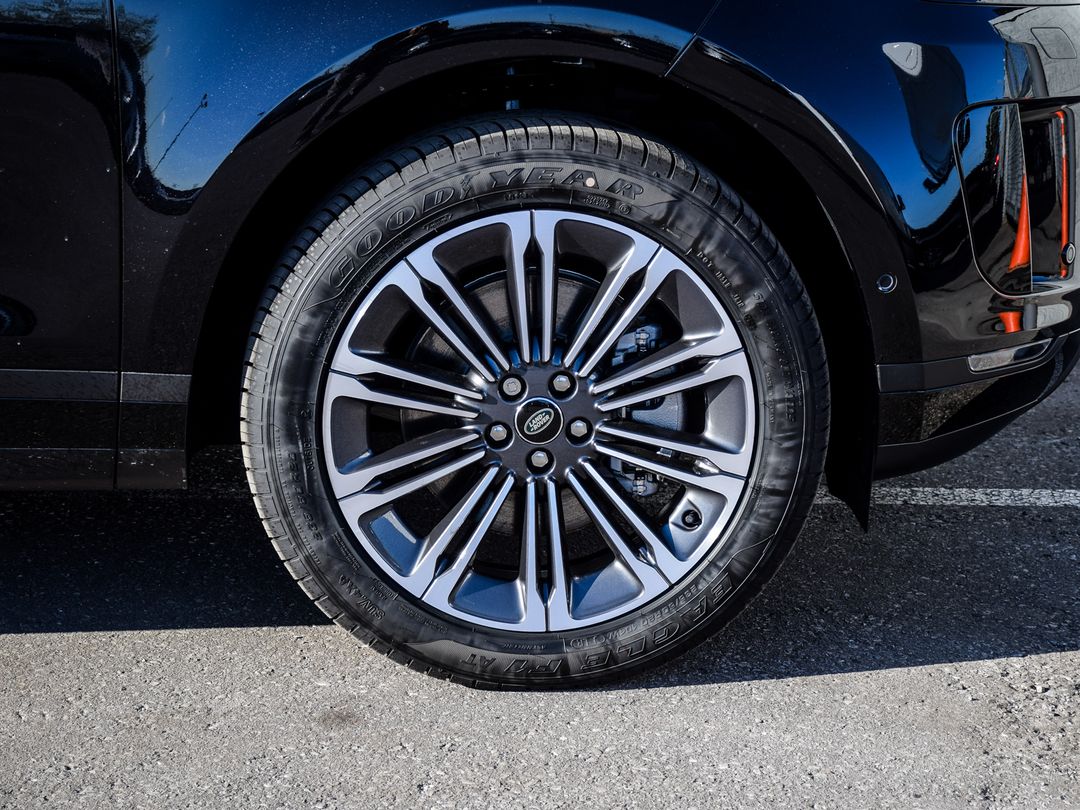 2025 Land Rover Range Rover Evoque P250 S, Toronto, Cash