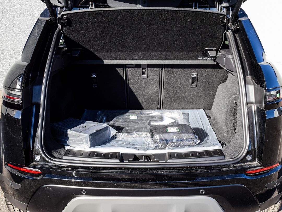 2025 Land Rover Range Rover Evoque P250 S, Toronto, Cash