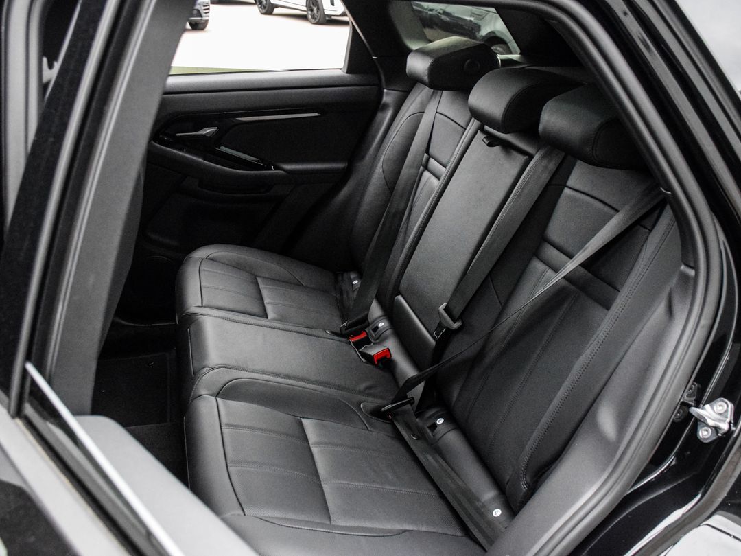 2025 Land Rover Range Rover Evoque P250 Dynamic SE, Toronto, Cash