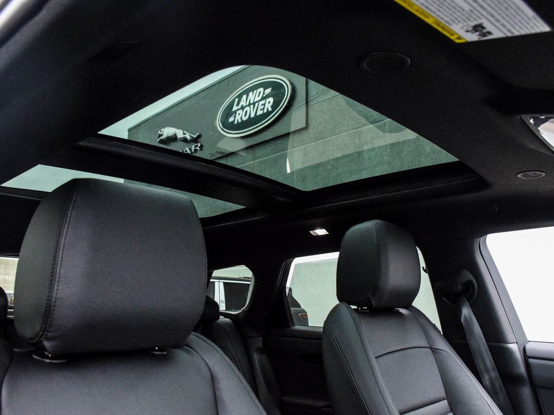 2025 Land Rover Range Rover Evoque P250 Dynamic SE, Toronto, Cash