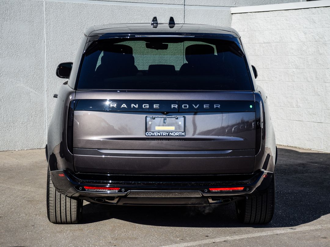2025 Land Rover Range Rover P530 Autobiography SWB, Toronto, Cash