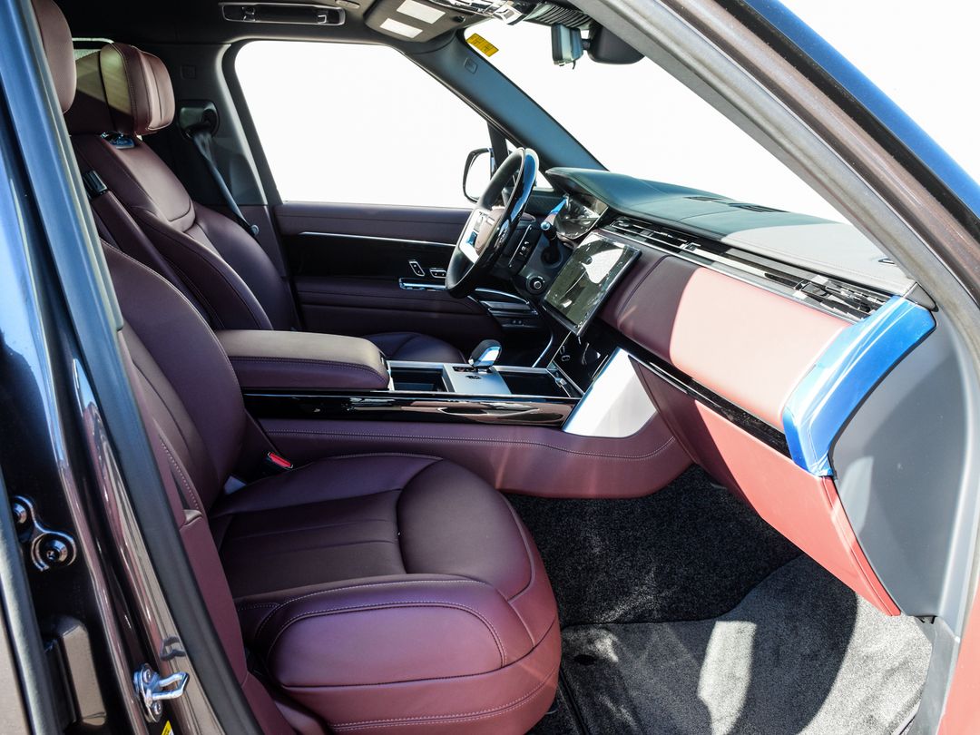 2025 Land Rover Range Rover P530 Autobiography SWB, Toronto, Cash