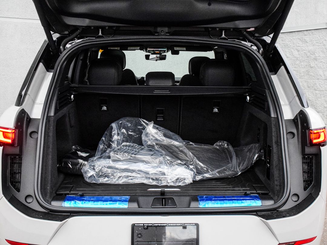 2025 Land Rover Range Rover Sport P400 Dynamic SE, Toronto, Cash