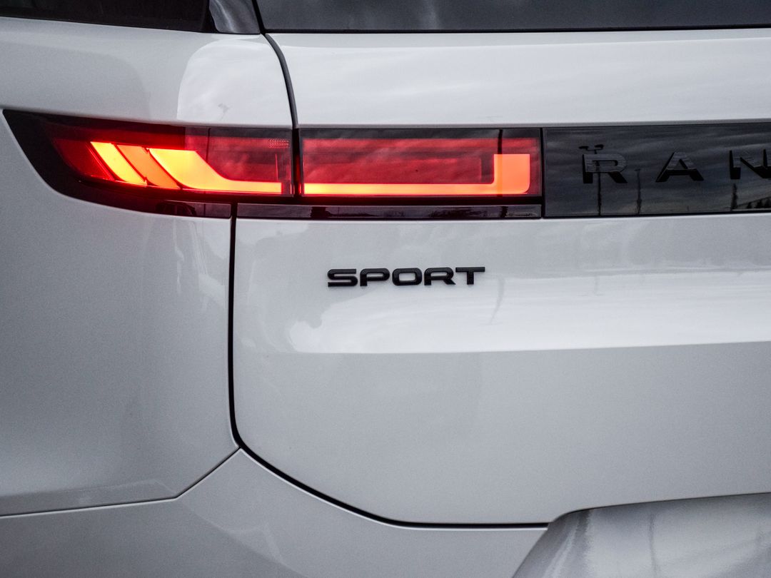 2025 Land Rover Range Rover Sport P400 Dynamic SE, Toronto, Cash