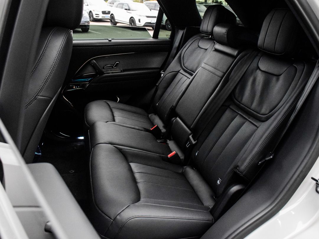 2025 Land Rover Range Rover Sport P400 Dynamic SE, Toronto, Cash