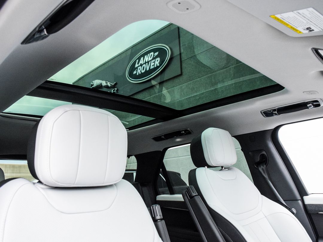 2025 Land Rover Range Rover Sport P400 Dynamic SE, Toronto, Cash