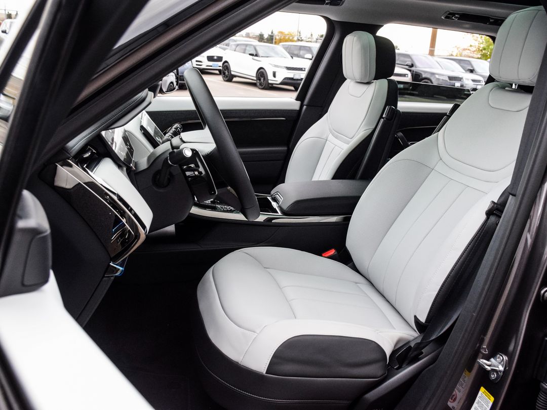 2025 Land Rover Range Rover Sport P400 Dynamic SE, Toronto, Cash
