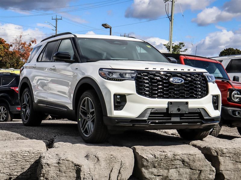 2025 Ford Explorer