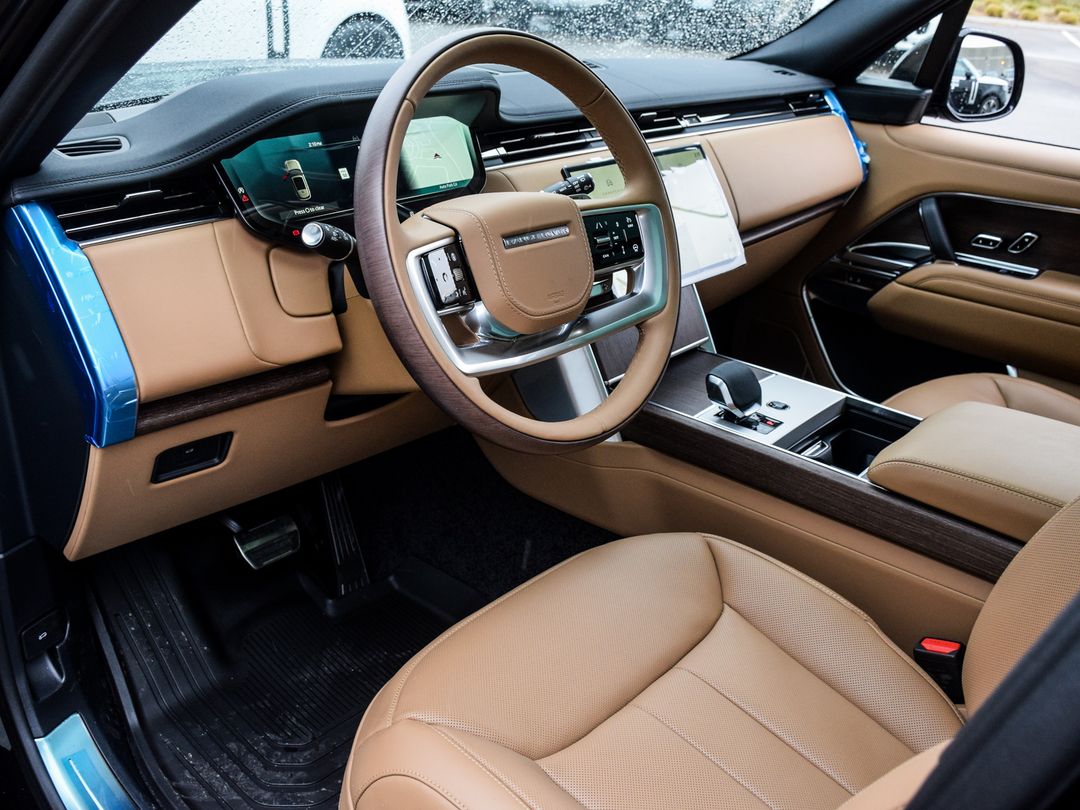 2025 Land Rover Range Rover P530 SE SWB, Toronto, Cash