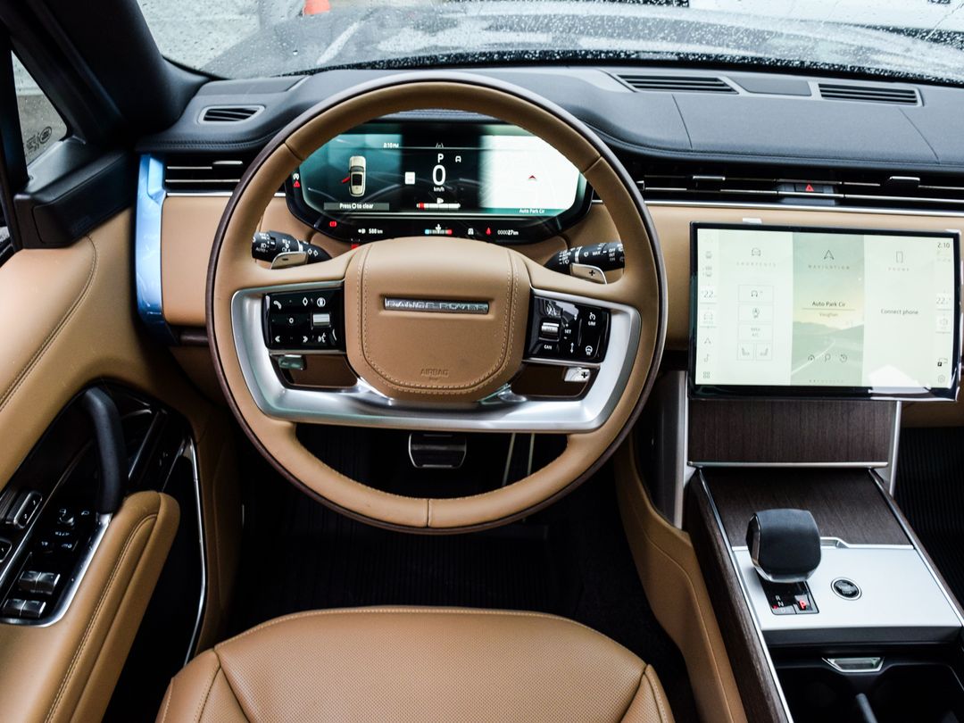2025 Land Rover Range Rover P530 SE SWB, Toronto, Cash