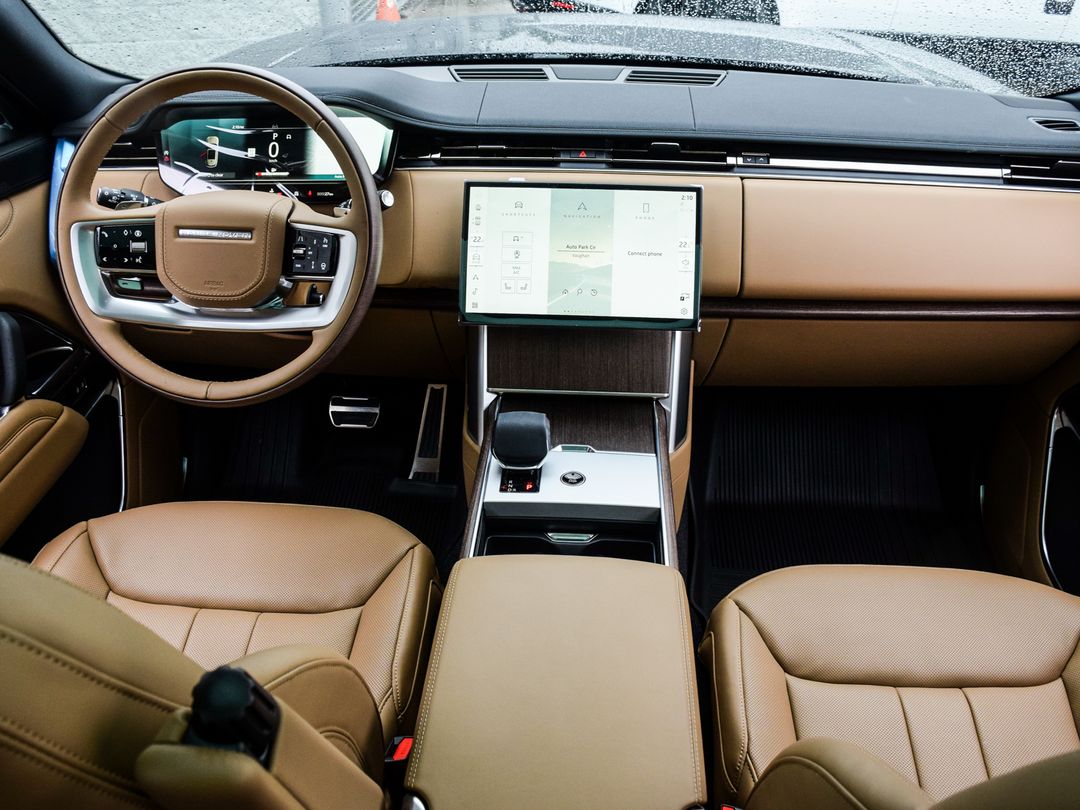 2025 Land Rover Range Rover P530 SE SWB, Toronto, Cash