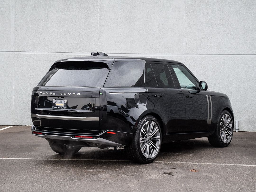 2025 Land Rover Range Rover P530 SE SWB, Toronto, Cash