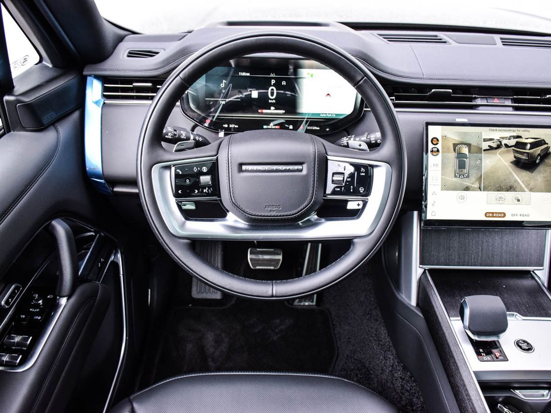 2025 Land Rover Range Rover P530 SE SWB, Toronto, Cash