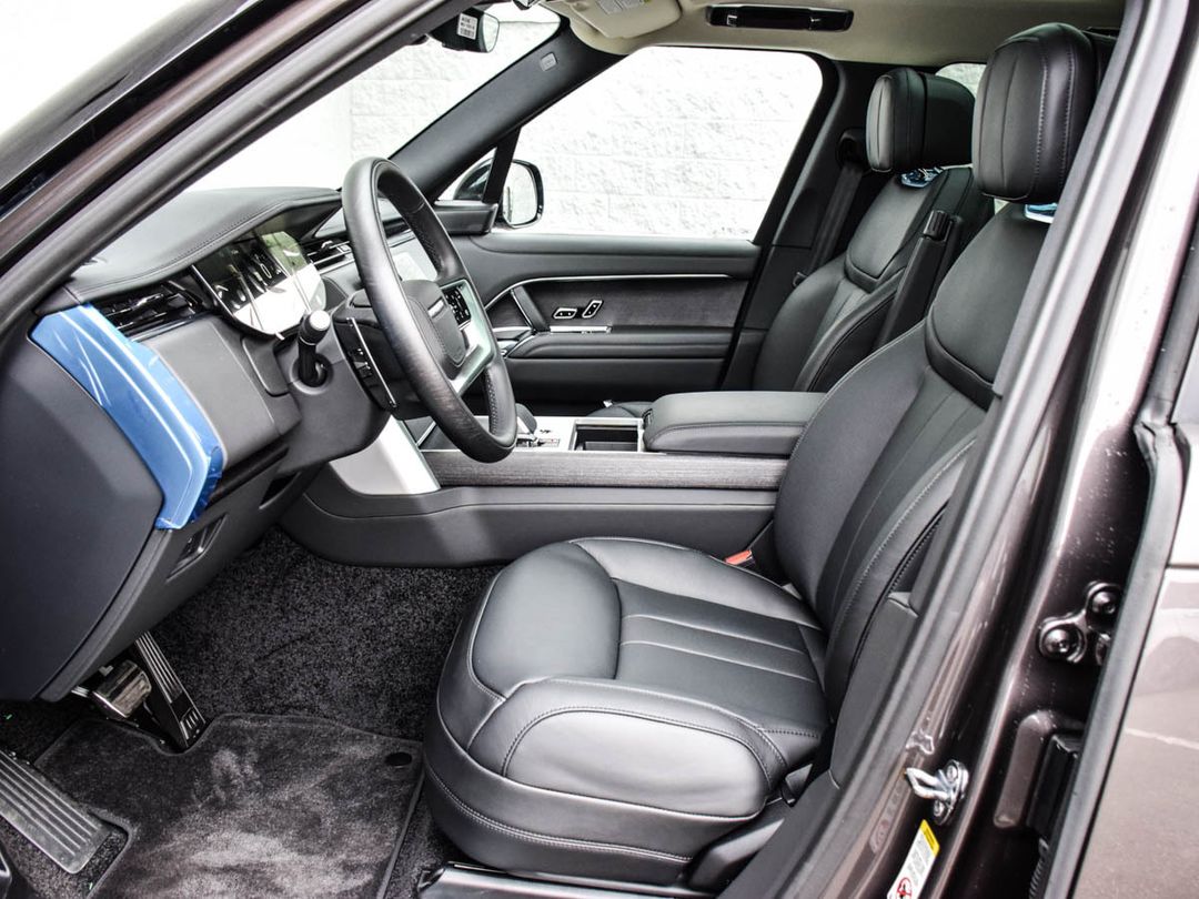 2025 Land Rover Range Rover P530 SE SWB, Toronto, Cash