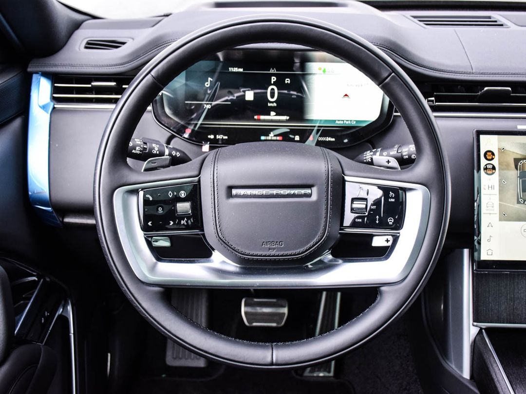 2025 Land Rover Range Rover P530 SE SWB, Toronto, Cash
