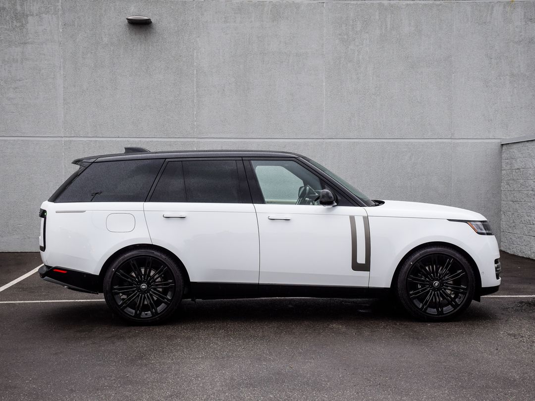 2025 Land Rover Range Rover P530 SE SWB, Toronto, Cash