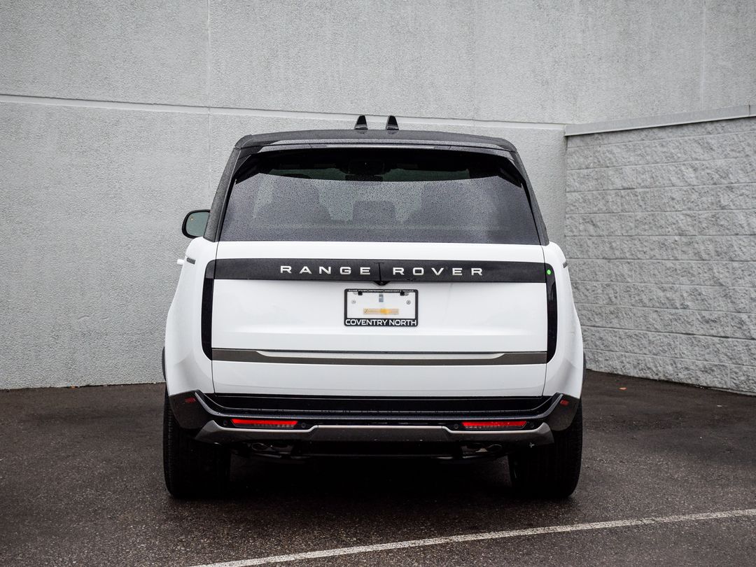 2025 Land Rover Range Rover P530 SE SWB, Toronto, Cash