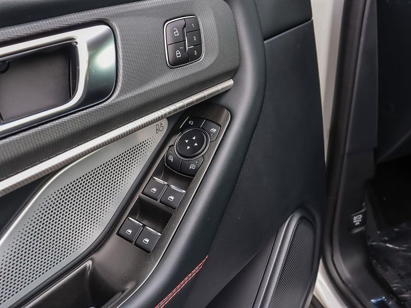 New 2025 Ford Explorer ST FN5470