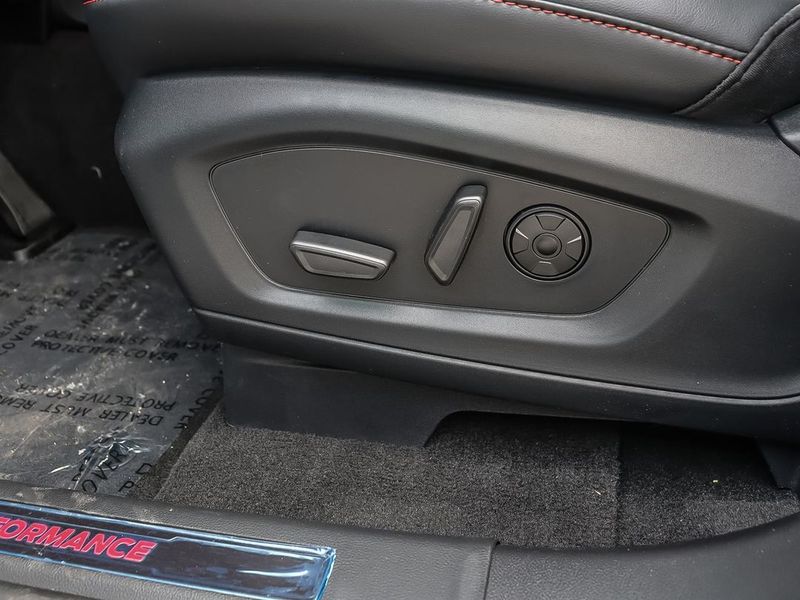 New 2025 Ford Explorer ST FN5470