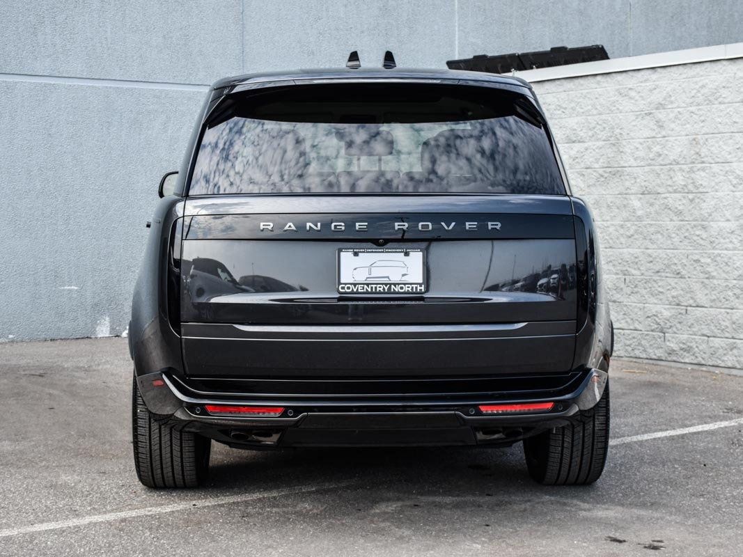 2025 Land Rover Range Rover P400 SE SWB, Toronto, Cash