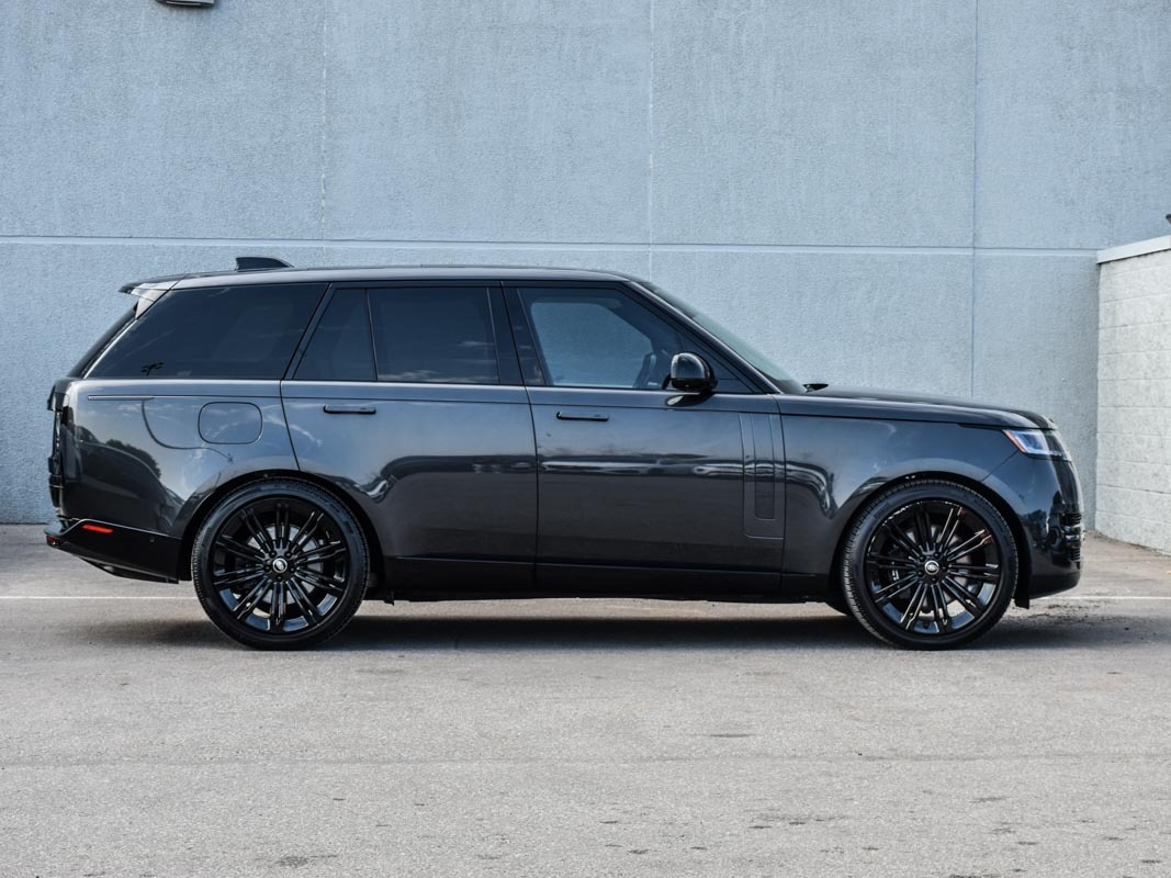 2025 Land Rover Range Rover P400 SE SWB, Toronto, Cash