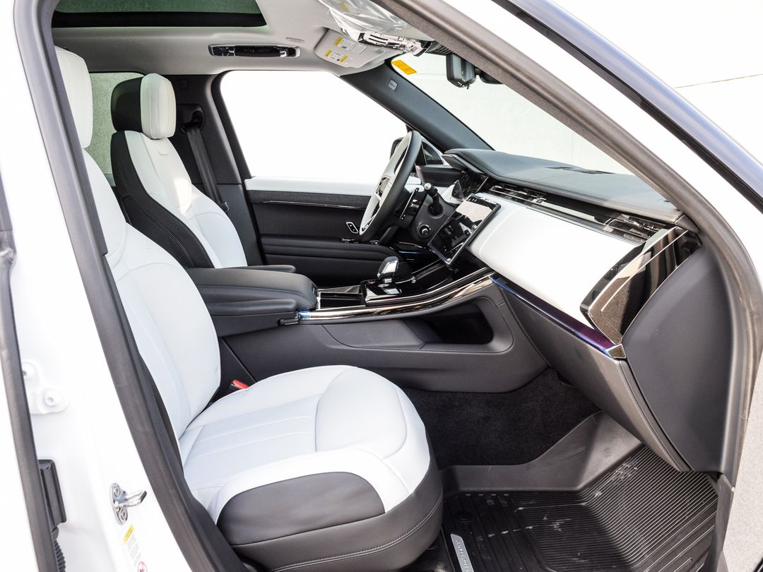 2025 Land Rover Range Rover Sport P400 Dynamic HSE, Toronto, Cash