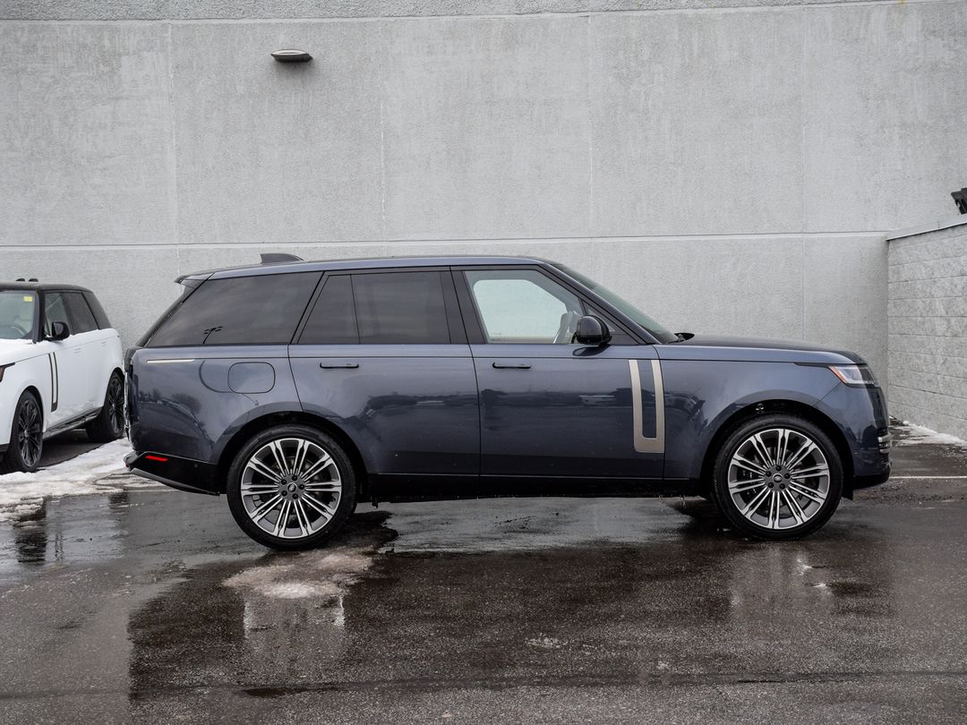 2025 Land Rover Range Rover P400 SE SWB, Toronto, Cash
