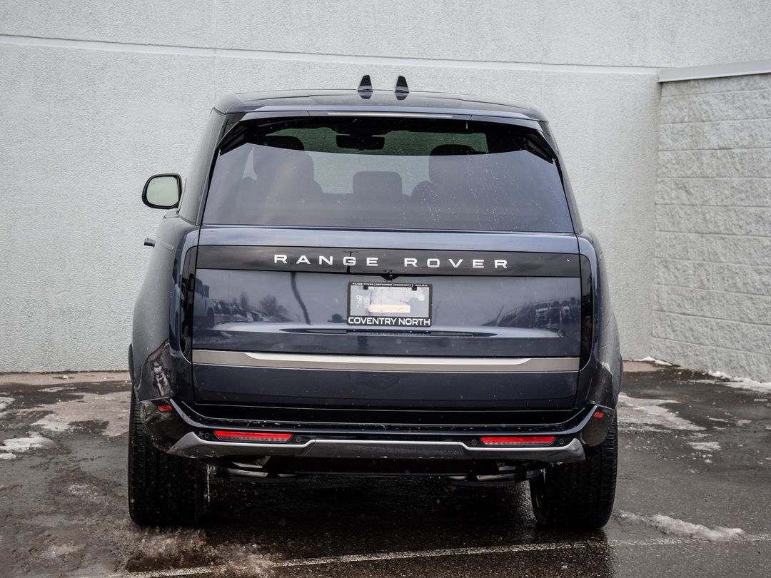 2025 Land Rover Range Rover P400 SE SWB, Toronto, Cash