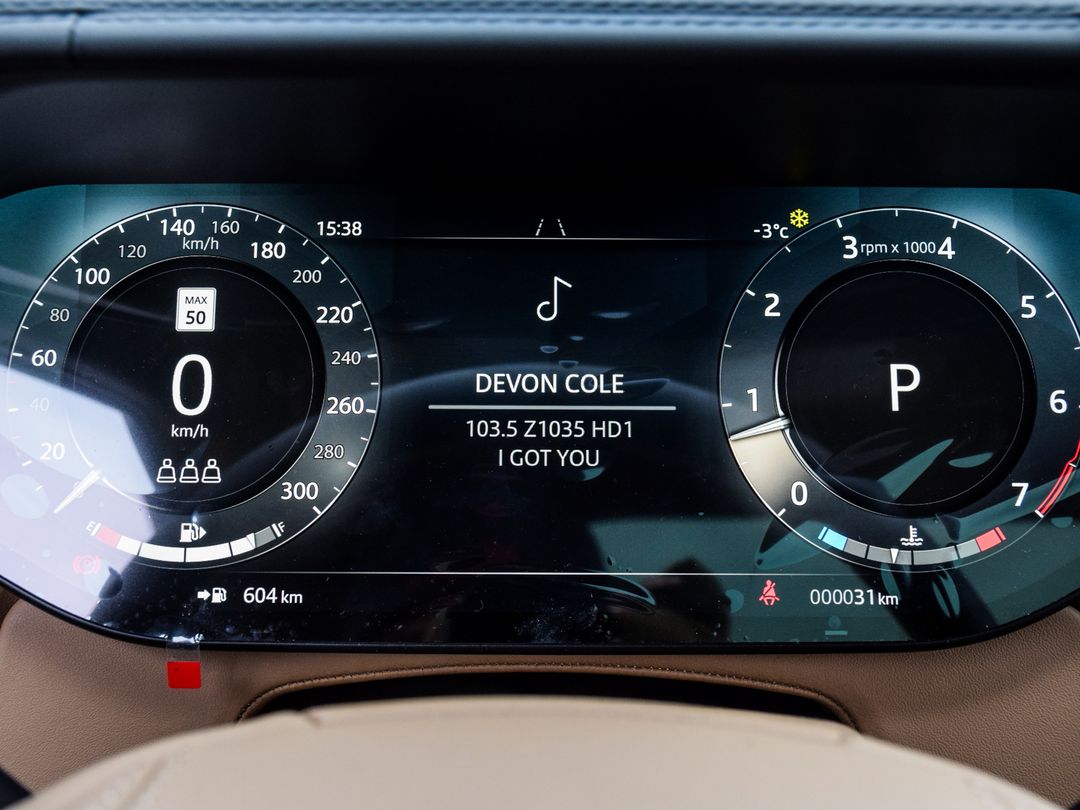 2025 Land Rover Range Rover P400 SE SWB, Toronto, Cash