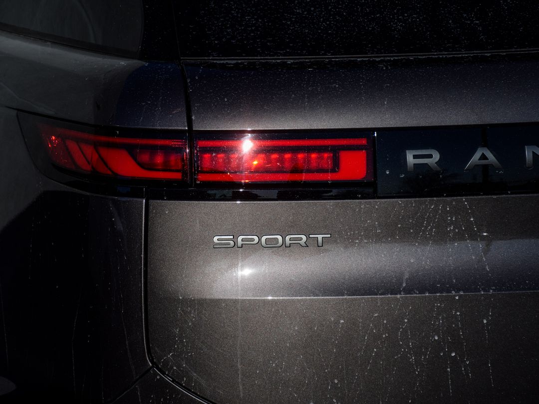 2025 Land Rover Range Rover Sport P400 Dynamic SE, Toronto, Cash