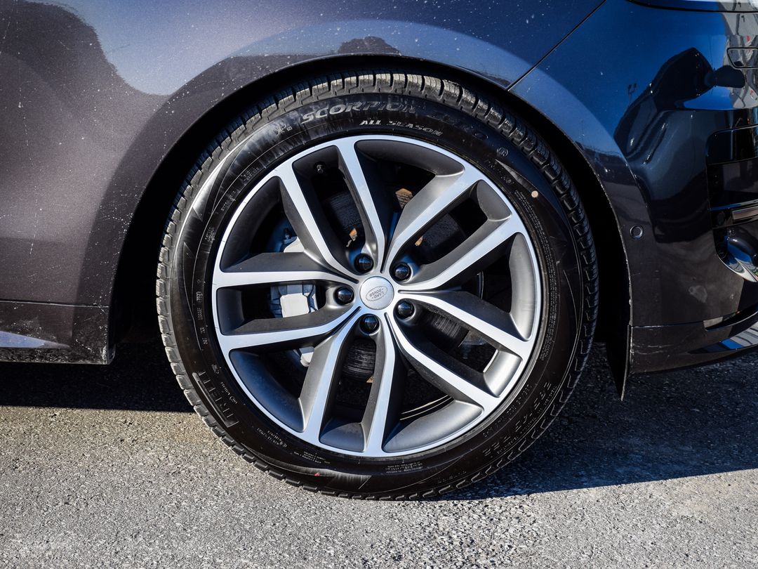2025 Land Rover Range Rover Sport P400 Dynamic SE, Toronto, Cash