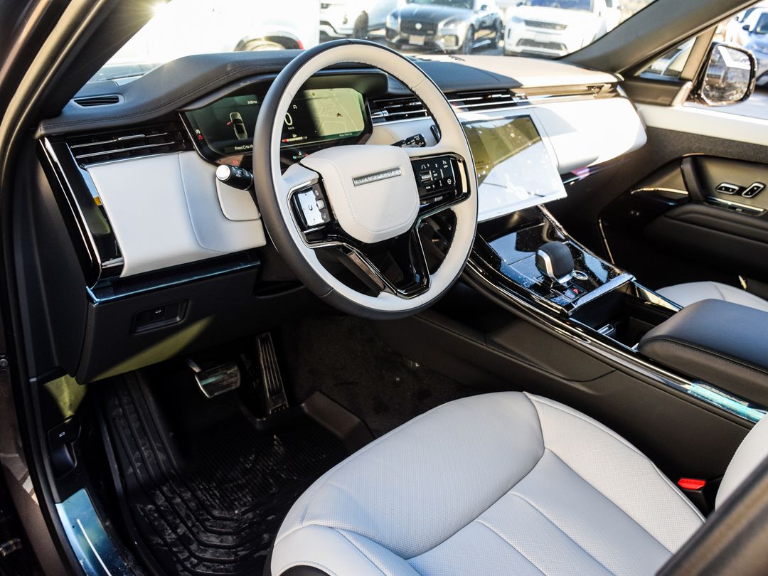 2025 Land Rover Range Rover Sport P400 Dynamic SE, Toronto, Cash